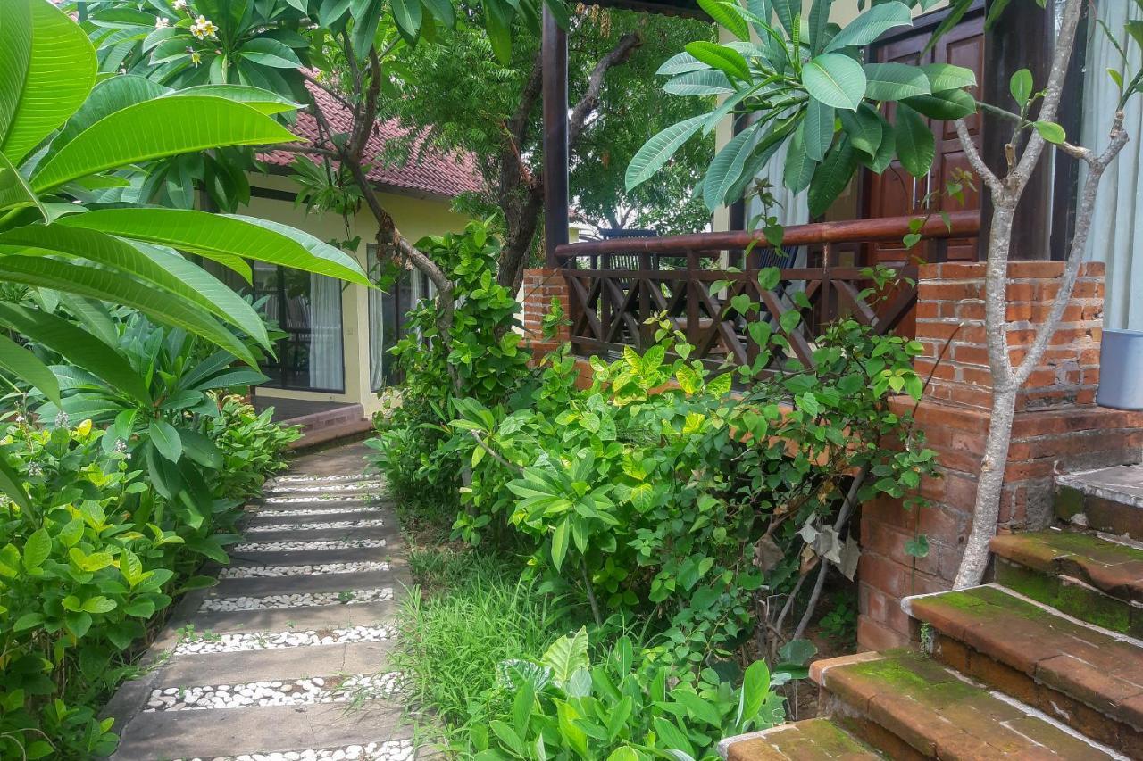Oyo 3070 Villa Lovina Eco Lodge Kültér fotó